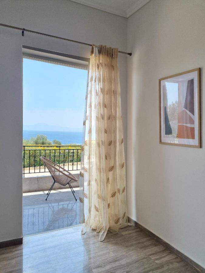 Almyros Aktis Seaview Apartment กาลามาตา ภายนอก รูปภาพ