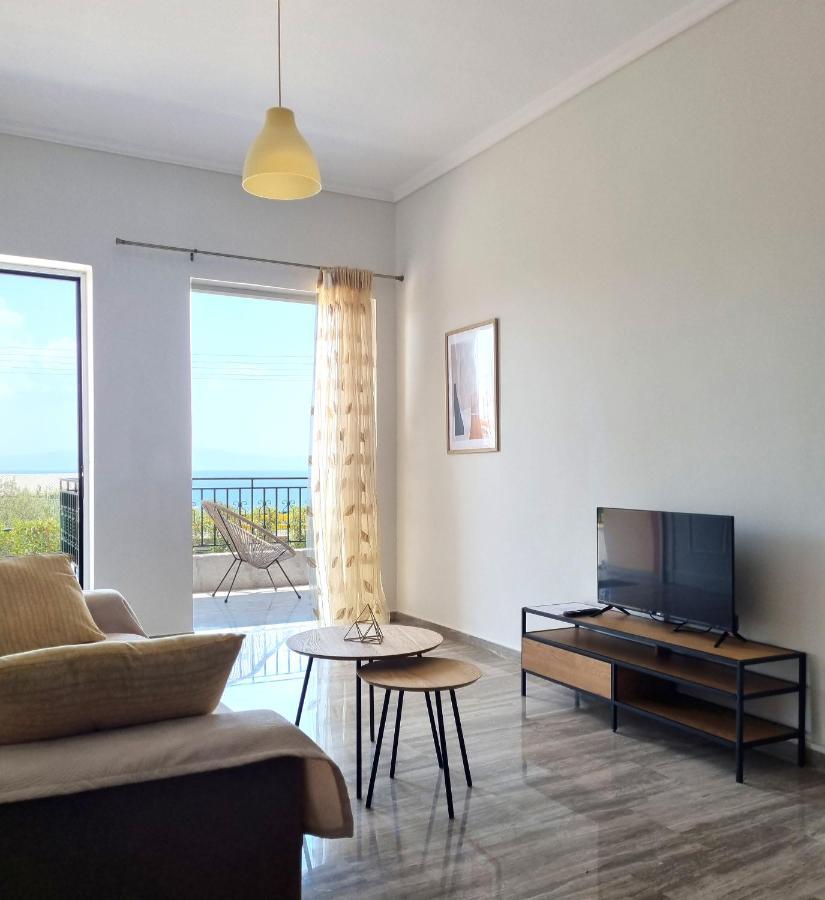 Almyros Aktis Seaview Apartment กาลามาตา ภายนอก รูปภาพ