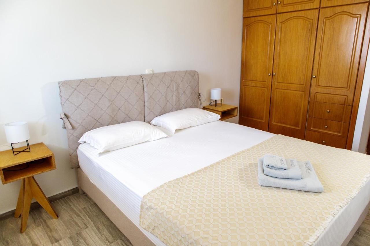 Almyros Aktis Seaview Apartment กาลามาตา ภายนอก รูปภาพ