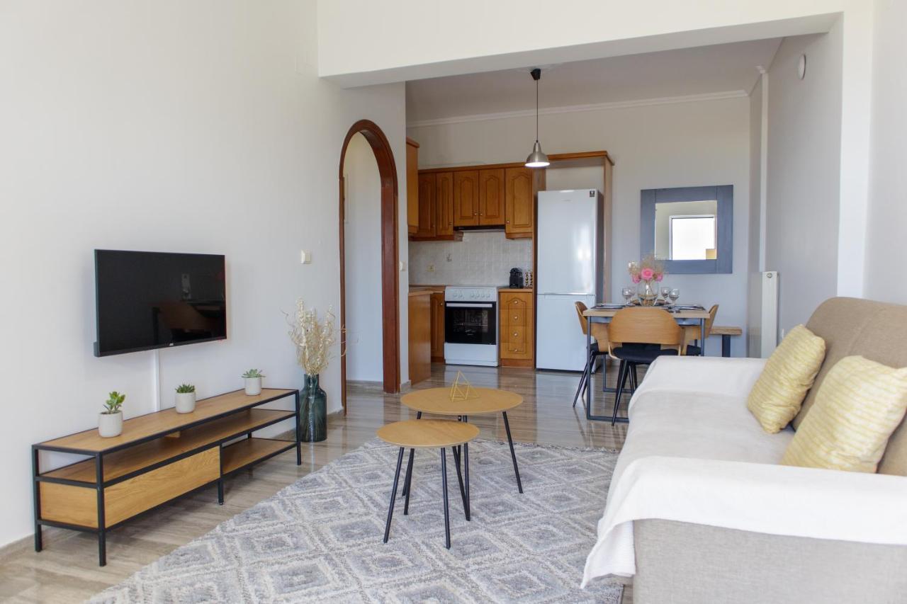 Almyros Aktis Seaview Apartment กาลามาตา ภายนอก รูปภาพ
